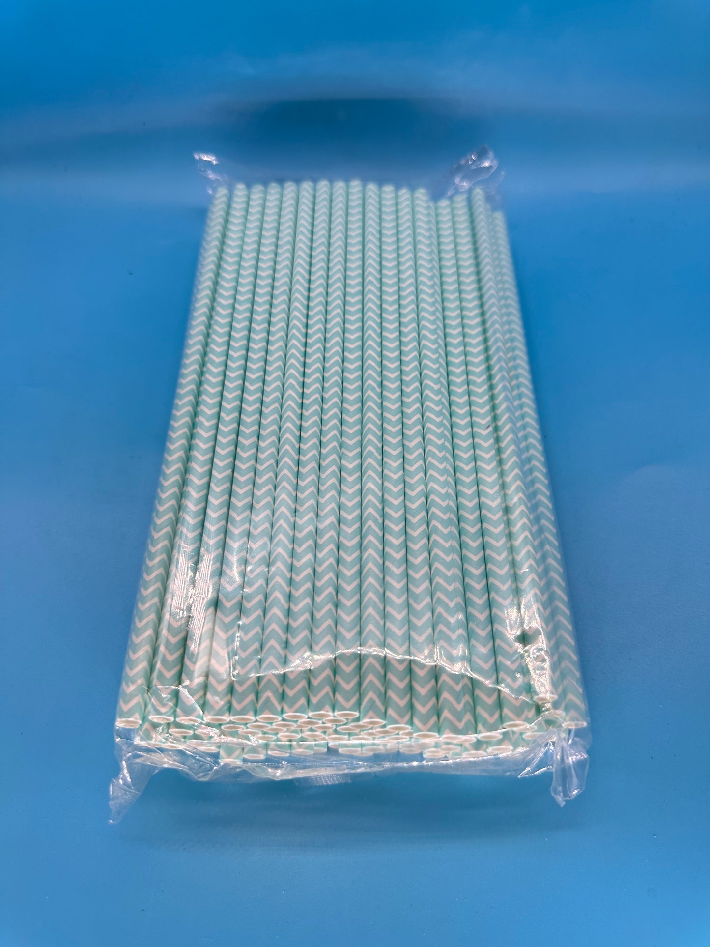6*197mm Green Bull Straw - Ocean Breeze Elegance: Eco-Friendly Light Blue Wave Paper Straw Set Pack of 100