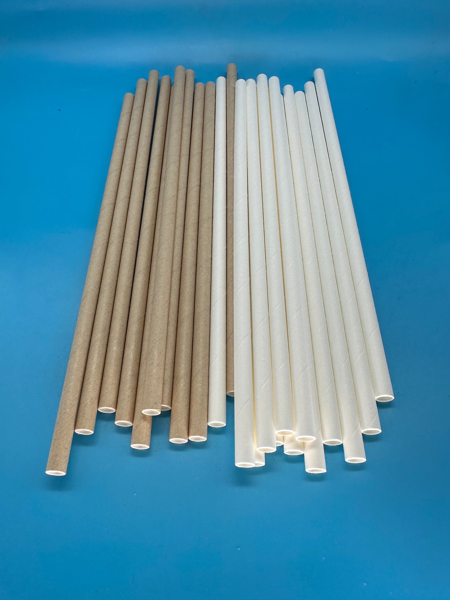 6*197mm Green Bull Straw - Natural Harmony: Eco-Friendly Kraft Paper Straw Set a 100 Straws